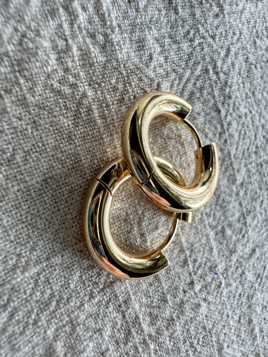The Lili Hoop / add charms to me!