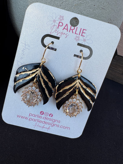 Statement Gold and Black