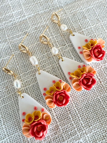 Elegant florals &amp; pearls
