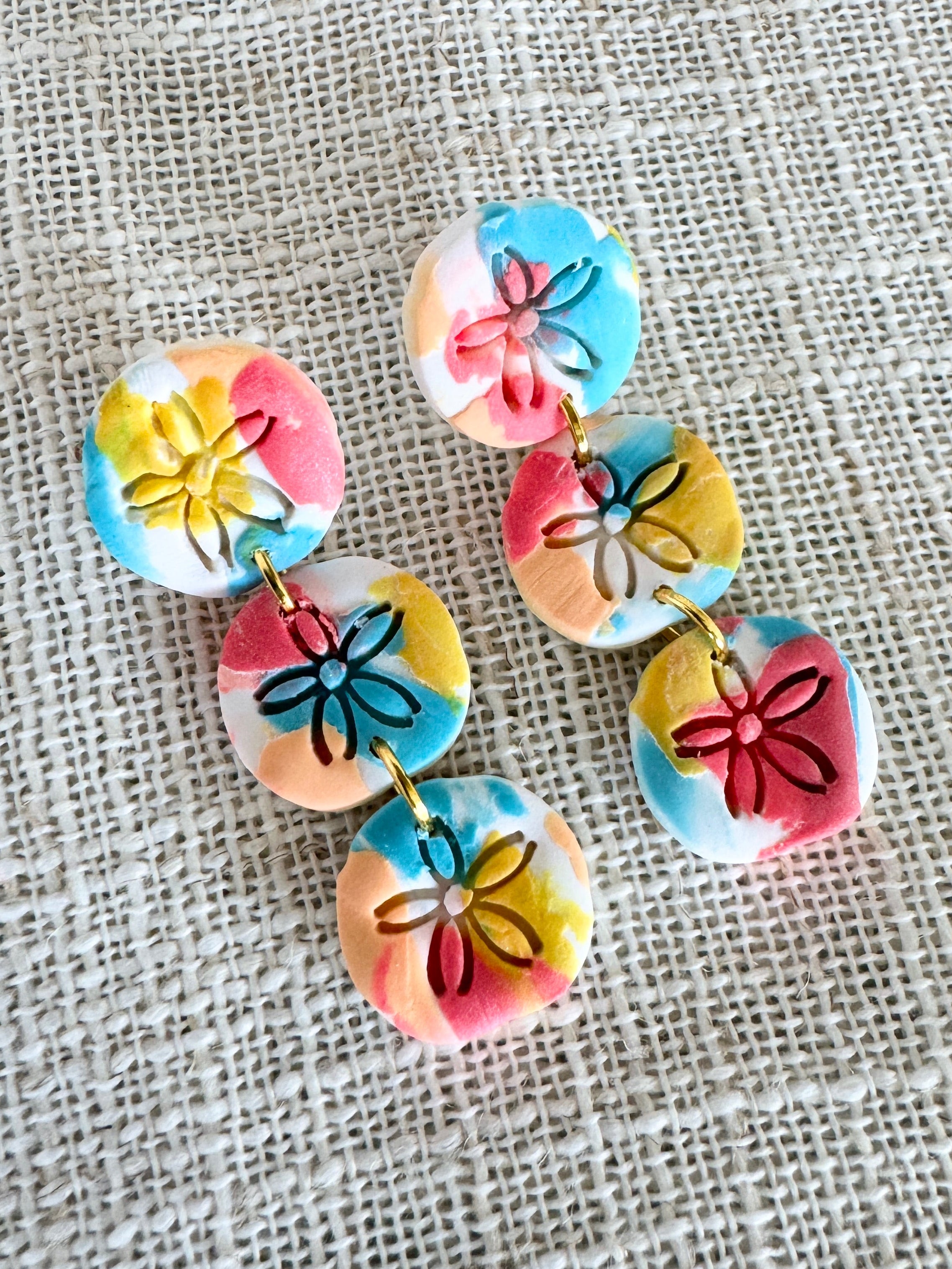Bright &amp; Happy Sand Dollars