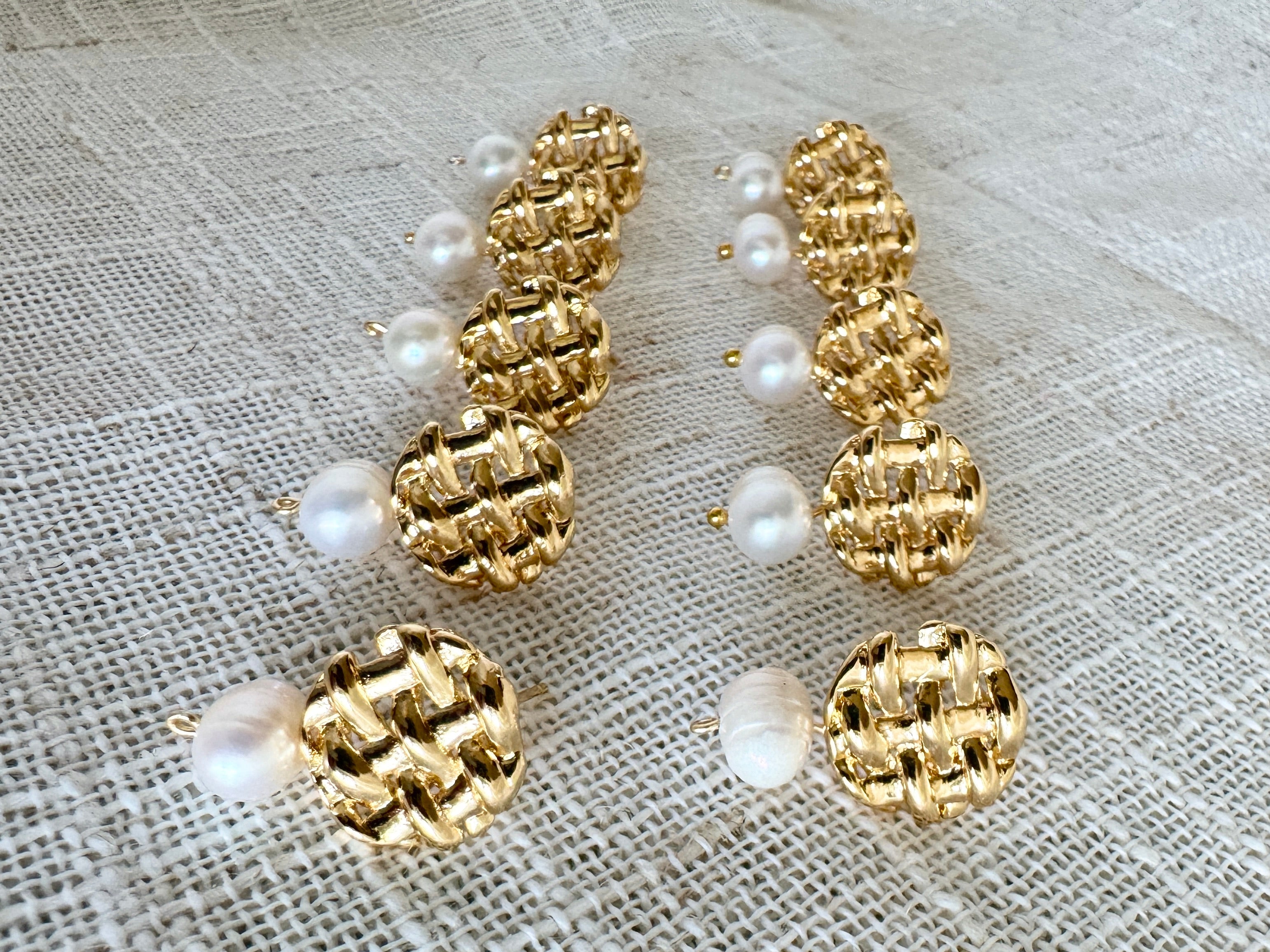 Weaved stud &amp; Pearl