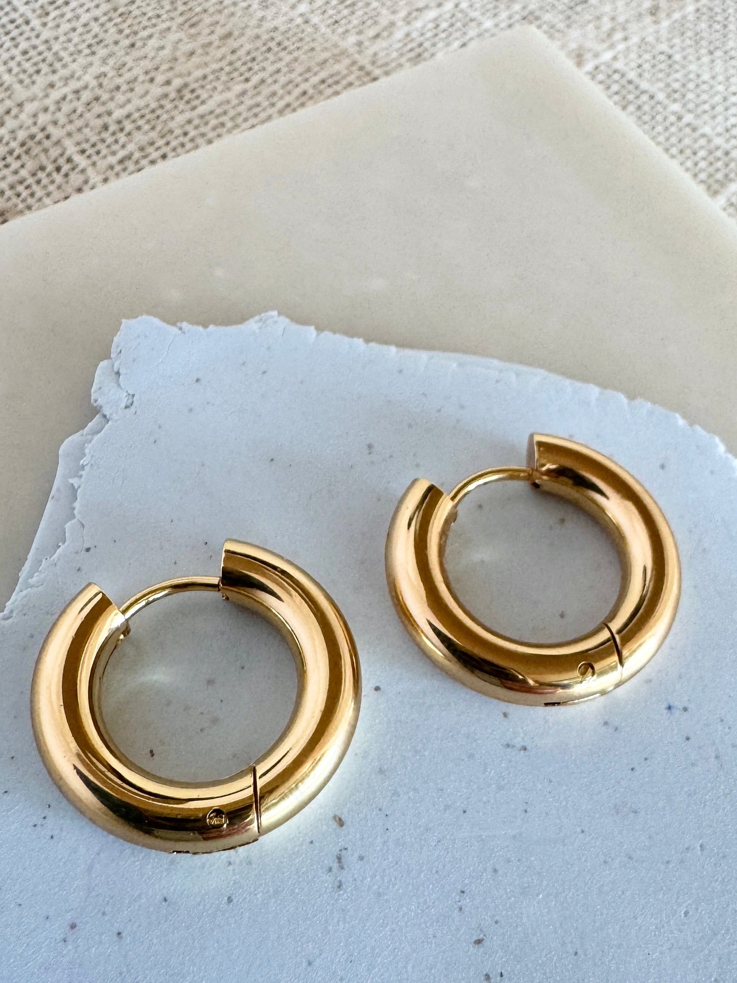 Hoop Bar [1st choose a hoop: then add charms]